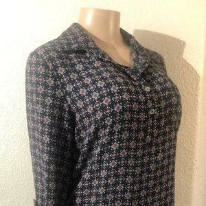 About a girl V neck Collar Women Size S Shirt 3/4 Sleeve Floral Geom pattern C1